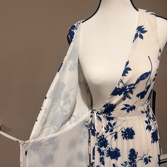 NEW  full length lulu dress. - Picture 9 of 10